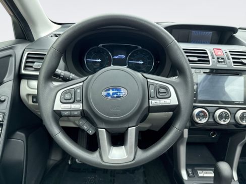 Used 2018 Subaru Forester 2.5i Premium AWD/4WD image 11