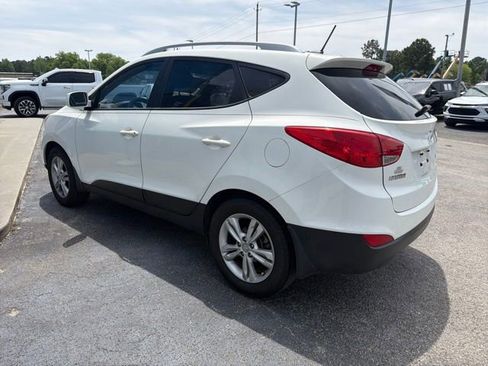 Used 2011 Hyundai Tucson GLS FWD image 3