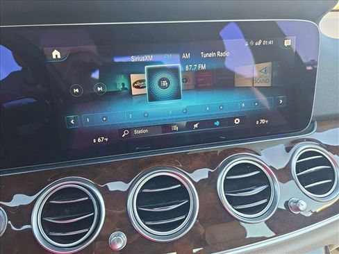 Used 2023 Mercedes-Benz E 450 4MATIC Sedan image 25