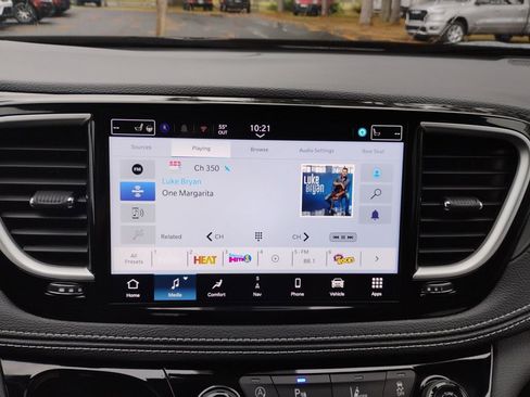 New 2026 Chrysler Pacifica Select image 29