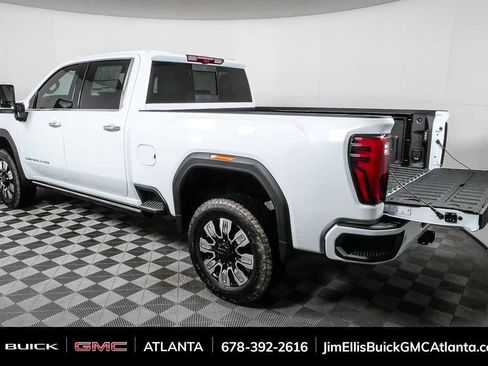 New 2026 GMC Sierra 2500 Denali w/ Denali Reserve Package image 33