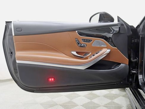 Used 2017 Mercedes-Benz S 550 Cabriolet image 39