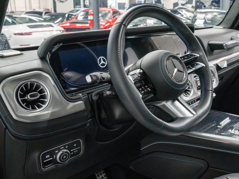 Used 2025 Mercedes-Benz G 580 w/ EQ Technology image 11