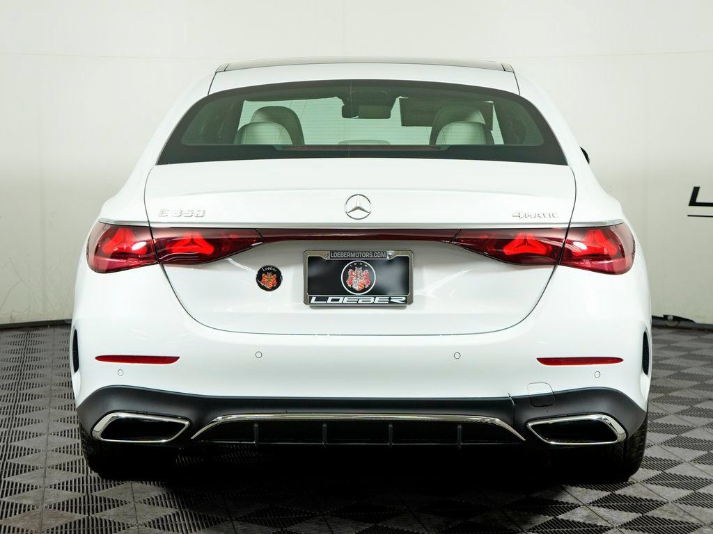 Used 2026 Mercedes-Benz E 350 4MATIC Sedan image 4