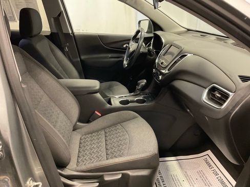 Used 2023 Chevrolet Equinox LT AWD/4WD image 23