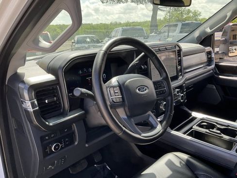 Certified 2024 Ford F250 Lariat AWD/4WD image 6