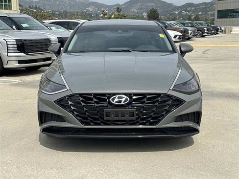 Used 2023 Hyundai Sonata SEL w/ Cargo Package FWD image 3