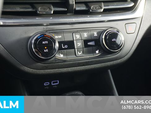 Used 2024 Buick Envista Preferred w/ Convenience I Package FWD image 50