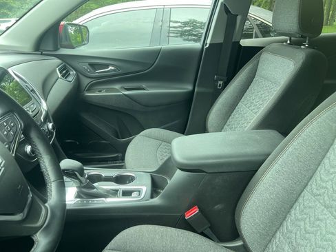 Used 2023 Chevrolet Equinox LT FWD image 8