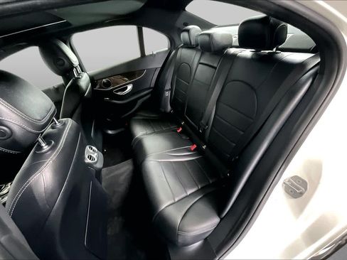 Used 2019 Mercedes-Benz C 300 4MATIC Sedan image 21