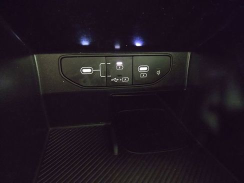 Certified 2025 Kia Sorento SX Prestige image 27