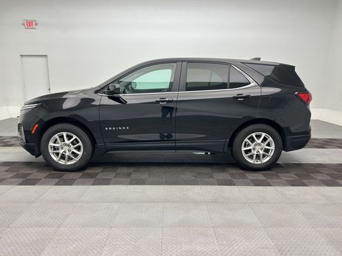 Certified 2023 Chevrolet Equinox LT AWD/4WD image 2