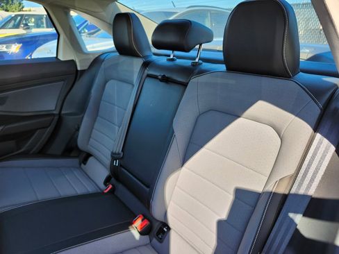 New 2025 Volkswagen Jetta SE image 9