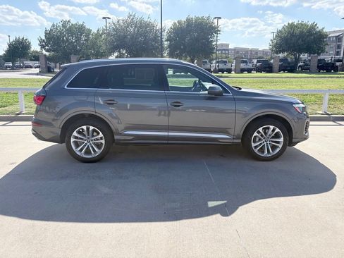 Used 2025 Audi Q7 3.0T Premium Plus AWD/4WD image 3