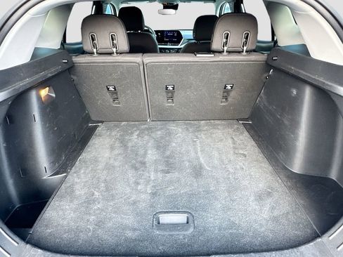 Used 2025 Chevrolet Trax LS image 23