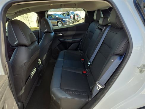 New 2026 Nissan Leaf Platinum+ image 17