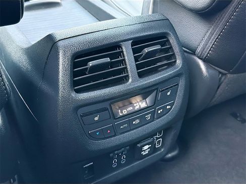 Used 2021 Honda Pilot Elite image 27