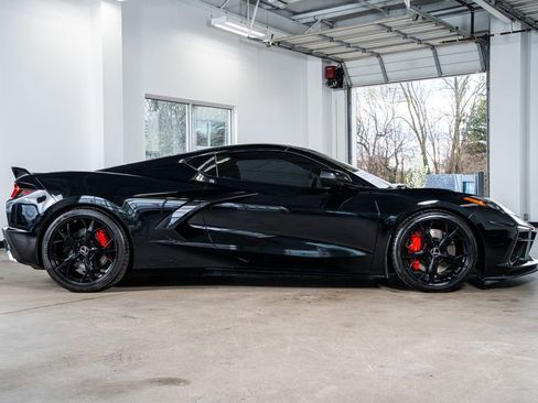 Used 2023 Chevrolet Corvette Stingray Preferred Cpe w/ Z51 Performance Package image 5