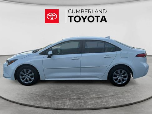Used 2023 Toyota Corolla LE w/ Carpet Mat Package (TMS) FWD image 2