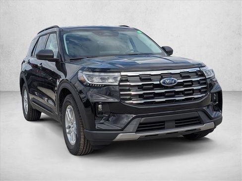 New 2026 Ford Explorer Active w/ Active Comfort Package image 6