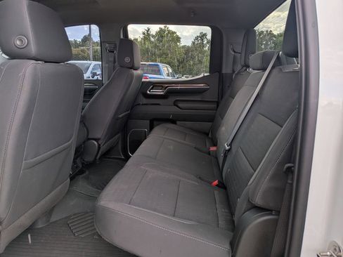 Used 2023 Chevrolet Silverado 1500 LT AWD/4WD image 14