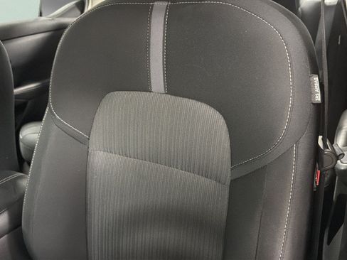 Used 2024 Nissan Sentra SV FWD image 18