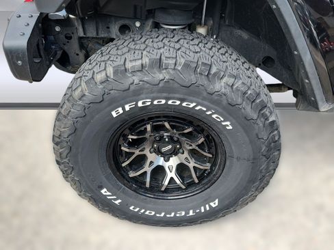 Used 2018 Jeep Wrangler Unlimited Rubicon AWD/4WD image 16