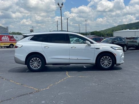 Certified 2024 Buick Enclave Premium image 8