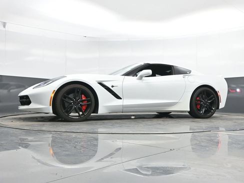 Used 2019 Chevrolet Corvette Stingray Coupe image 48