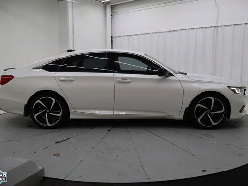 Used 2022 Honda Accord Sport Special Edition image 2