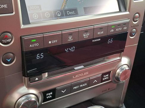 Used 2021 Lexus GX 460 Premium w/ Premium Package AWD/4WD image 17