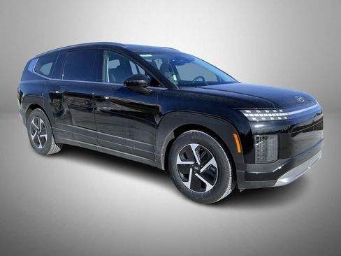 New 2026 Hyundai Ioniq 9 SE image 3