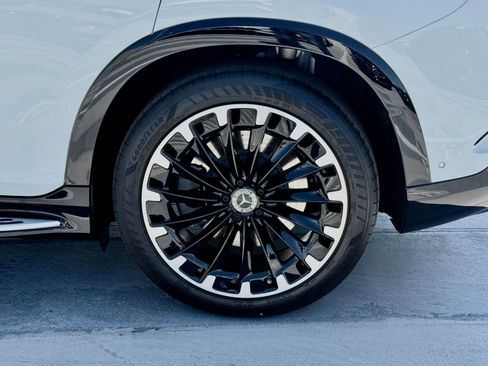 New 2026 Mercedes-Benz EQS 550 4MATIC SUV image 15