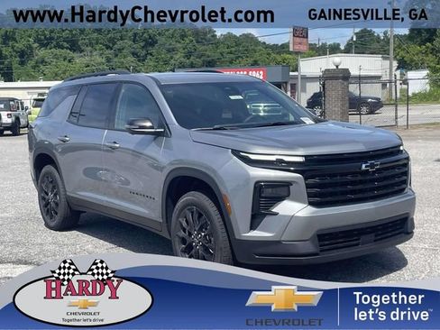 New 2026 Chevrolet Traverse LT w/ Midnight/Sport Edition FWD image 1