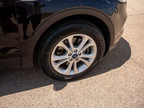Used 2019 Ford Escape SEL AWD/4WD image 9