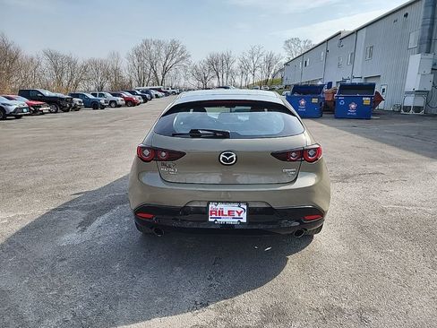 Used 2024 MAZDA MAZDA3 s image 4