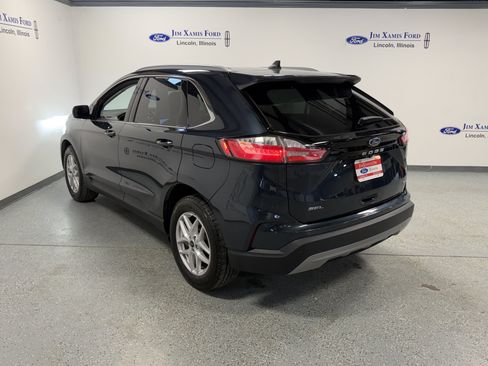 Used 2023 Ford Edge SEL AWD/4WD image 32
