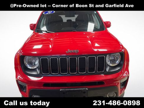 Used 2020 Jeep Renegade Latitude w/ Cold Weather Group AWD/4WD image 8