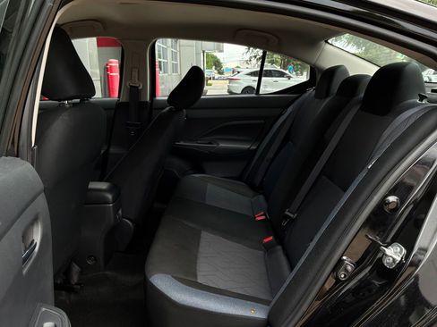 Used 2025 Nissan Versa SV FWD image 11
