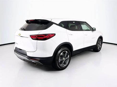 Used 2023 Chevrolet Blazer LT AWD/4WD image 11