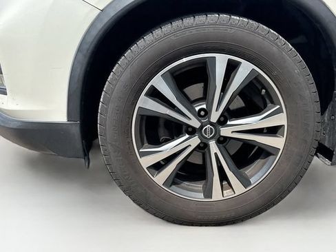 Used 2017 Nissan Rogue SL w/ SL Premium Package AWD/4WD image 13
