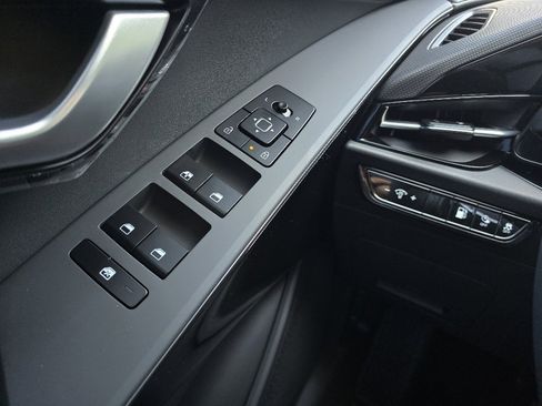 New 2025 Kia Niro EX w/ EX Cold Weather Package image 12