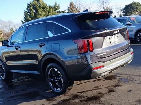 New 2026 Kia Sorento S AWD/4WD image 9