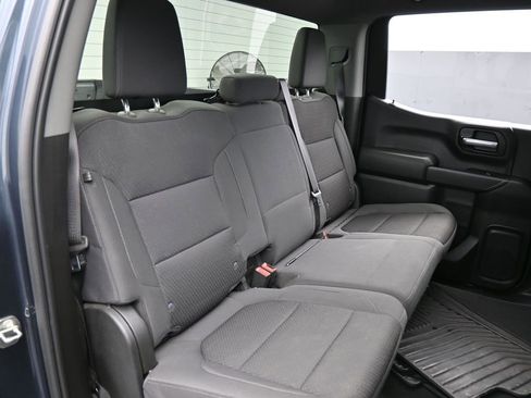 Used 2022 Chevrolet Silverado 1500 Custom image 47