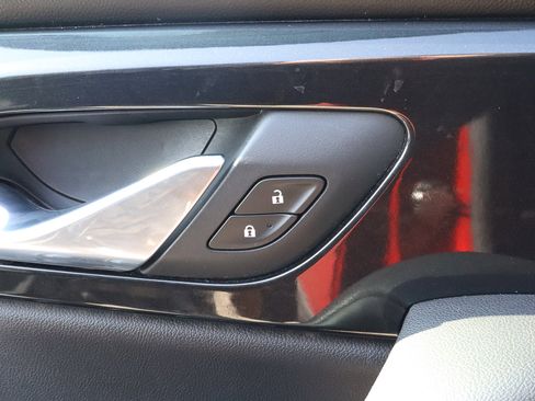 Used 2021 Chevrolet Blazer RS image 15