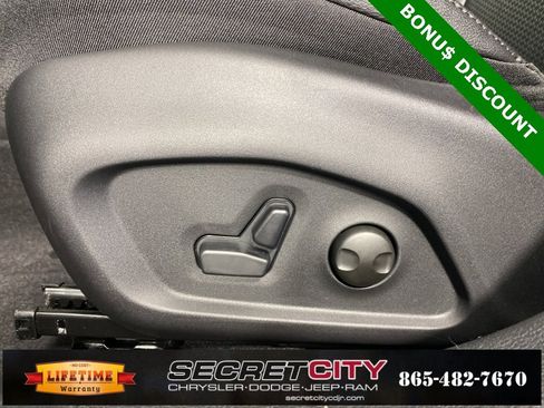 New 2026 Jeep Compass Trailhawk image 13