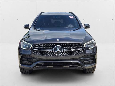Used 2022 Mercedes-Benz GLC 300 image 2