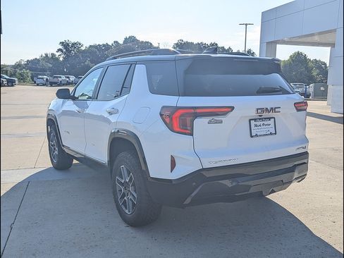 New 2027 GMC Terrain AT4 w/ LPO, Floor Liner Package AWD/4WD image 8