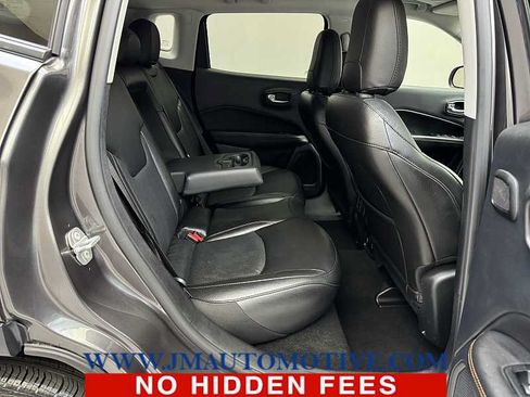 Used 2021 Jeep Compass Limited w/ Sun and Sound Group AWD/4WD image 18