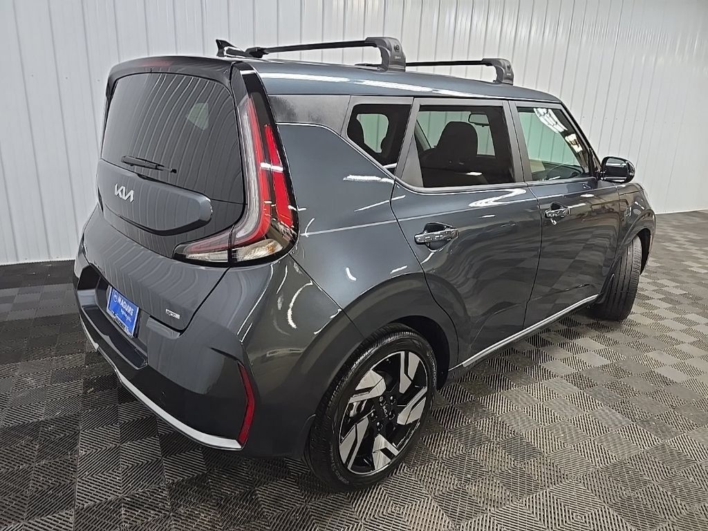 Used 2025 Kia Soul GT-Line w/ GT-Line Technology Package FWD image 10
